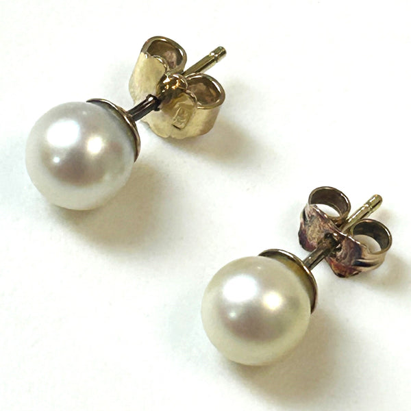 9ct Gold and Pearl Stud Earrings