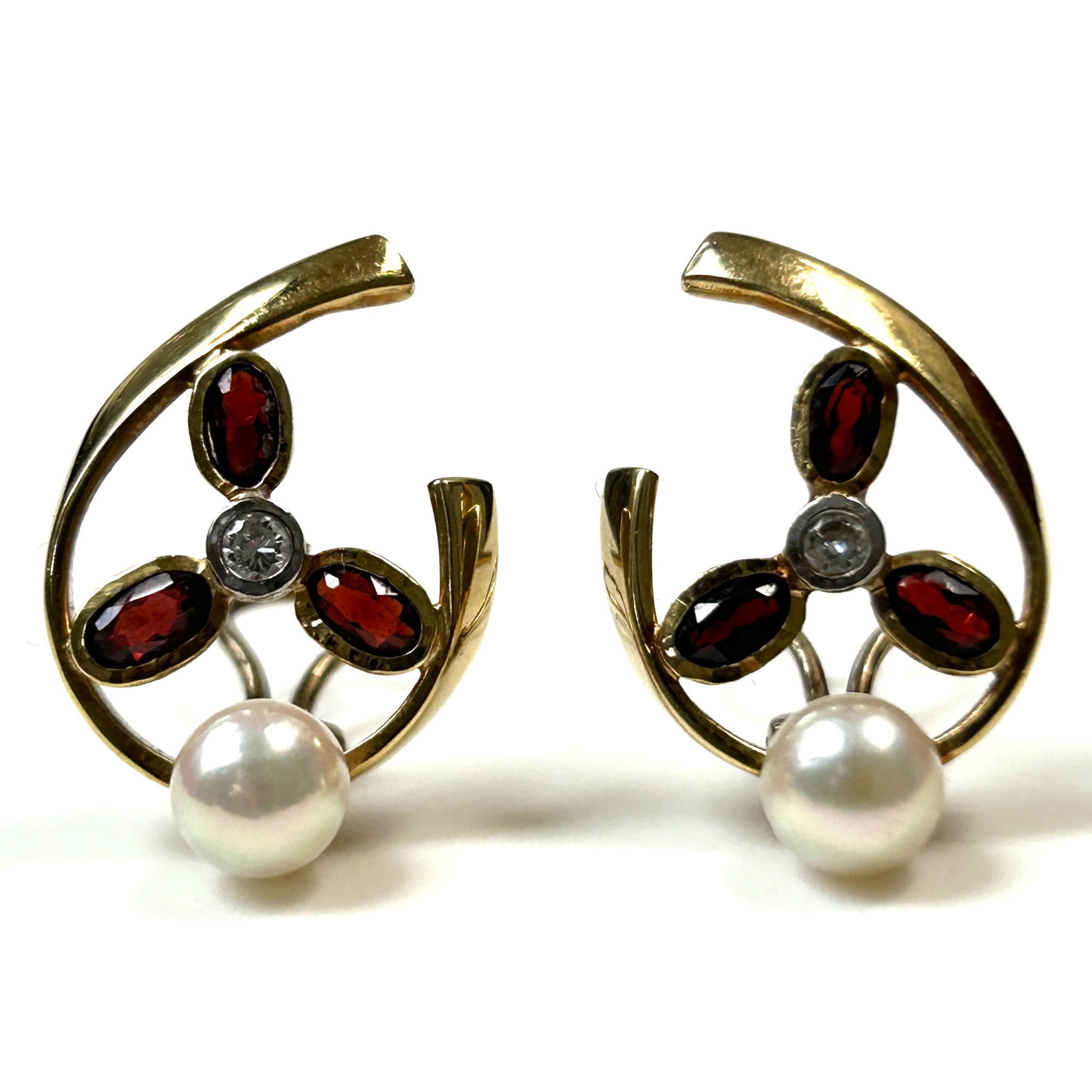 18ct Yellow Gold, Pearl, Diamond, and Garnet Stud Earrings