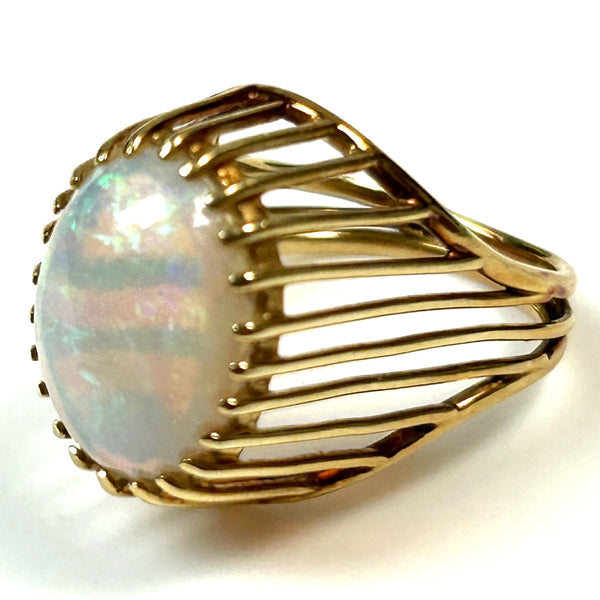Vintage 18ct Gold and Opal Dress Ring